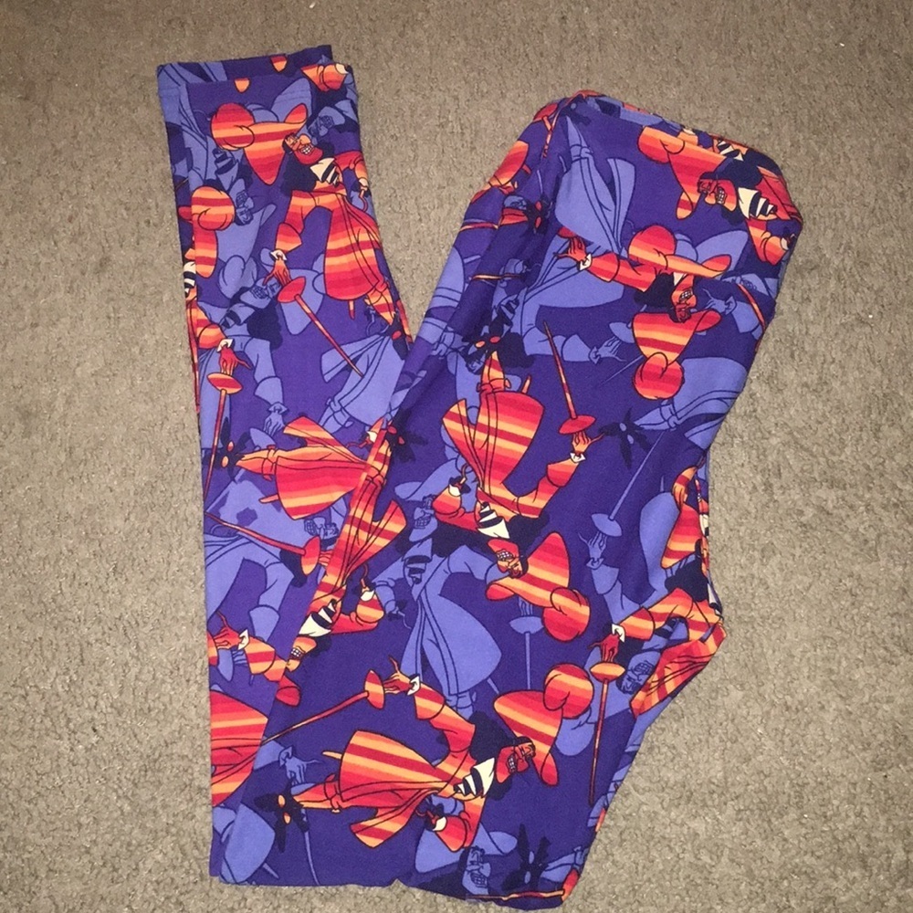 Lularoe Disney Villain Hook Peter Pan Leggings